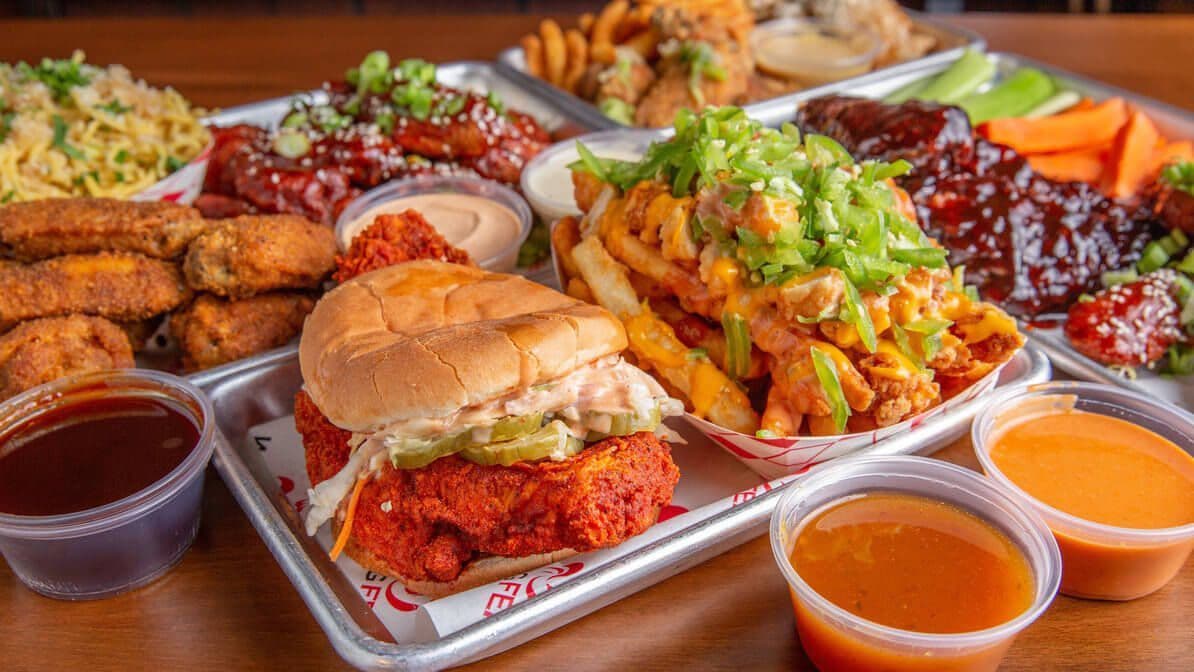nashville chicken sanwich meals at Wing Ferno